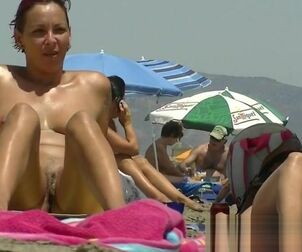 Marvelous queens on the naked beach spycam vid